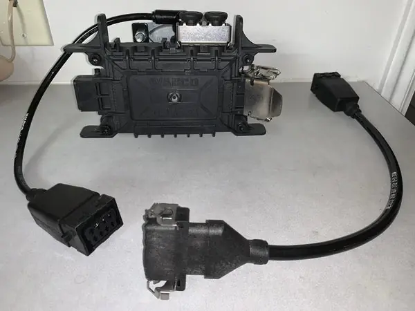 SK0218549-US20260702-105043-0 8235-S4461082040 Genuine Wabco ABS Electronic Control Unit Kit - Image 1