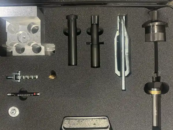 SK0220273-US20260702-105043-0 Detroit Diesel Valve Tool Kit MDEG - Image 1
