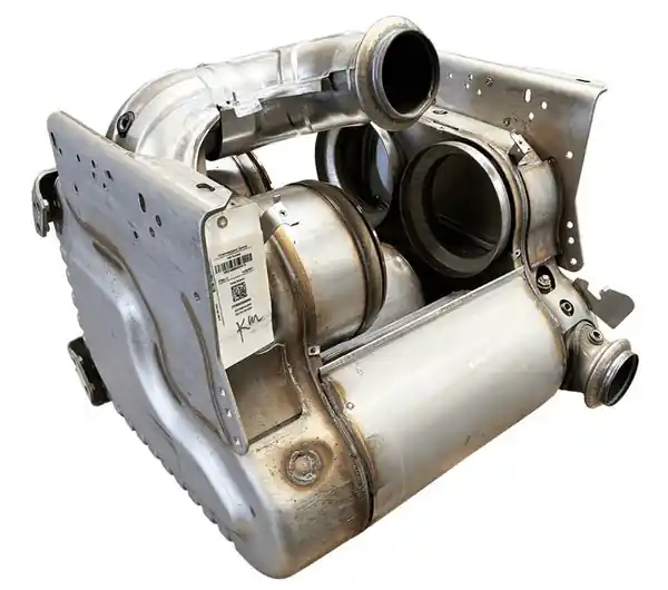 A0024901592 Genuine Detroit Diesel DOC SCR Module And Clamp Assembly