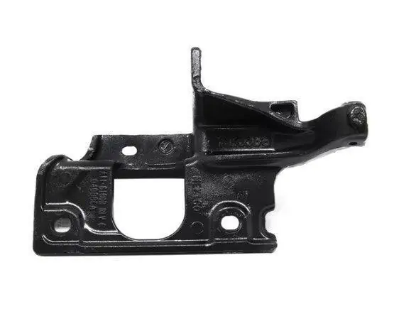 SK0221217-US20260702-105043-0 Genuine Paccar Right Bumper Bracket - Image 1