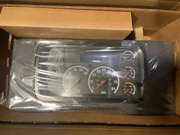 A2276208100 Genuine Freightliner Instrument Cluster