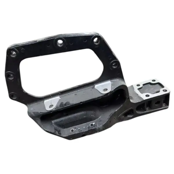 B111025 Genuine Paccar Front Left Side Spring Bracket