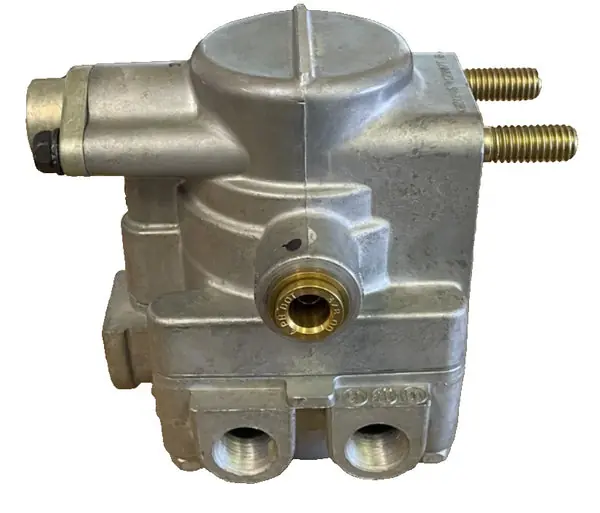 SK0223521-US20260702-105043-0 BWK023105 Genuine Bendix Spring Air Brake Valve SR-7 - Image 1