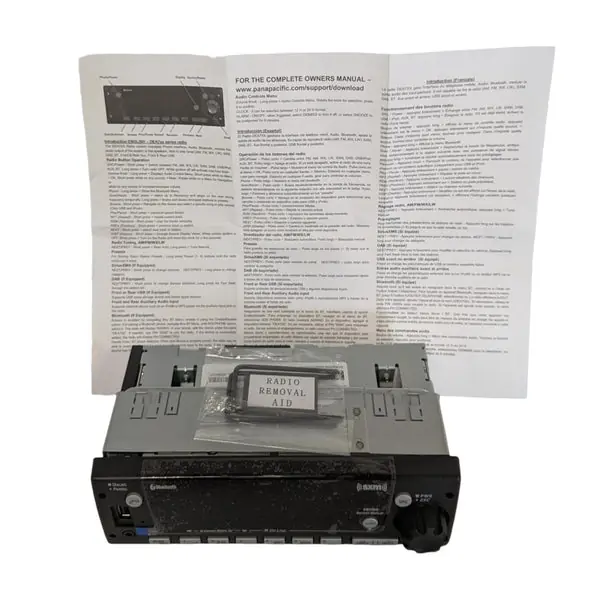 DEA737 Genuine Freightliner Audio System