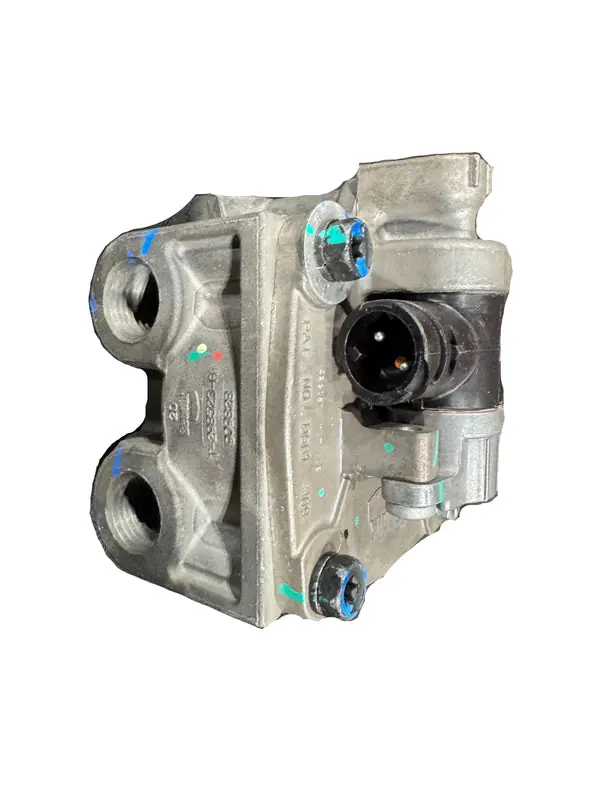 SK0227873-US20260702-105043-0 Genuine Bendix Relay Valve - Image 1