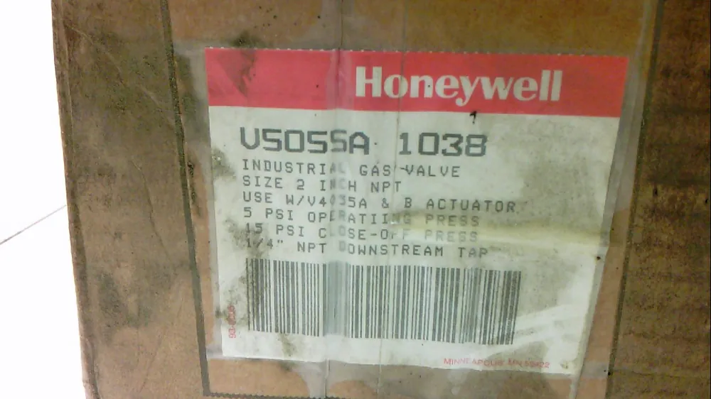 SK0233039-US20260702-105043-0 Honeywell V5055A1038 Industrial Gas Valve NPT 2-Inch - Image 1