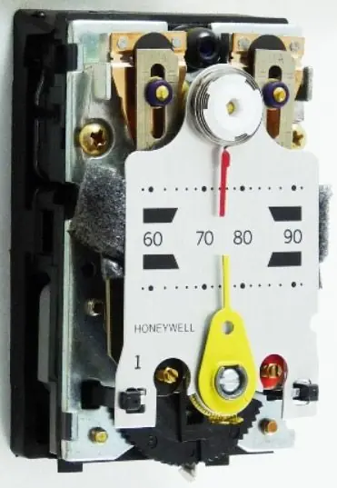 Honeywell TP971B2043 Pneumatic Day/Night Thermostat Reverse Acting 2-Pipe System
