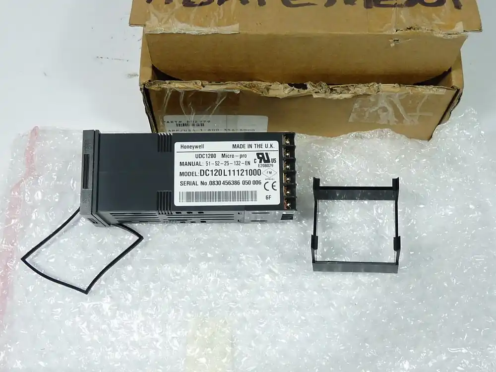 Honeywell DC120L11121000 Micro Pro Digital Controller
