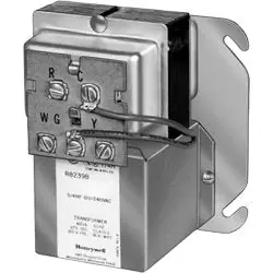 SK0234296-US20260702-105043-0 Honeywell RP7517A1009 Electronic Powered Pneumatic Transducer - Image 1