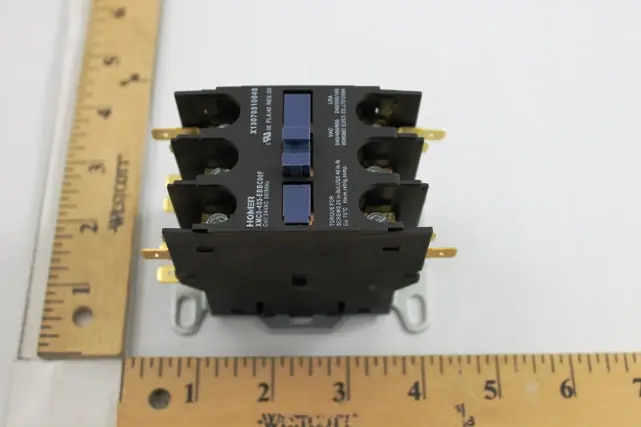 SK0235709-US20260702-105043-0 Trane CTR1349 24V Coil 3P 40Amp Contactor - Image 1
