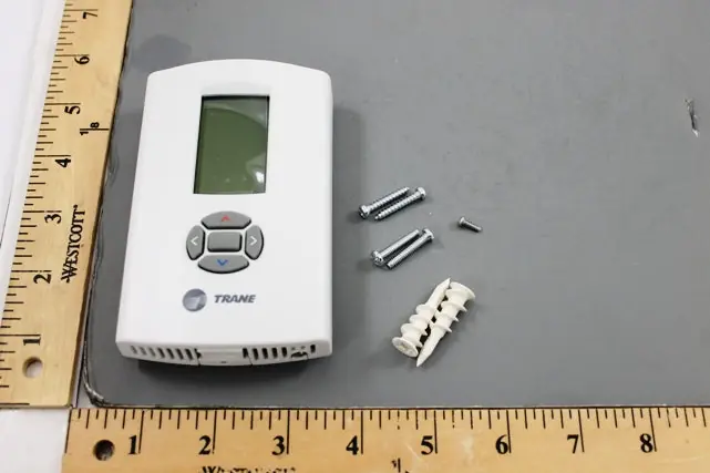 SK0235994-US20260702-105043-0 Trane SEN1428 Wireless Display Temp Sensor for Industrial Applications - Image 1
