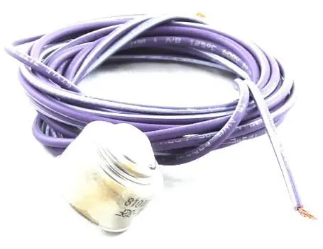 SK0236666-US20260702-105043-0 Trane THT0811 240V Limit Temperature Switch - Image 1