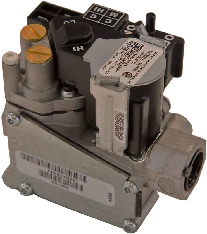 Carrier EF33CW201 Gas Valve 24V 3/4 inch x 1/2 inch 2 Stage