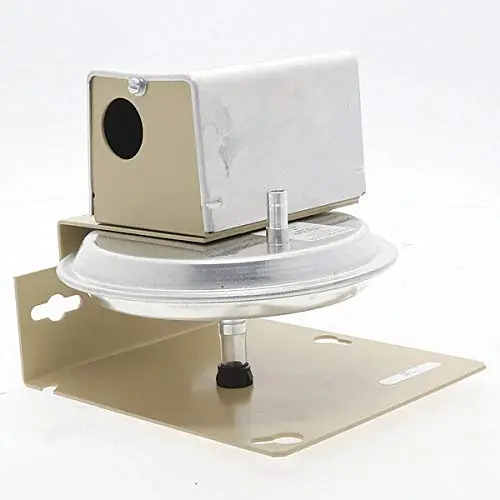 SK0238143-US20260702-105043-0 Schneider Electric PC-301 Air Flow Pressure Switch SPDT 2-Position - Image 1
