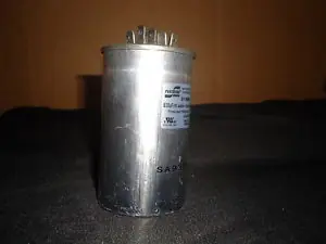 Nordyne 01-0096 - 35/5/440 Round Cap 620-764