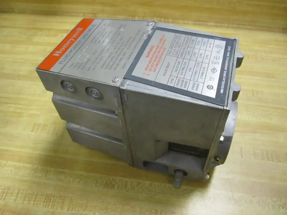 SK0244925-US20260702-105043-0 Honeywell V4055A1098 Actuator 13 Second Open With Shaft - Image 1
