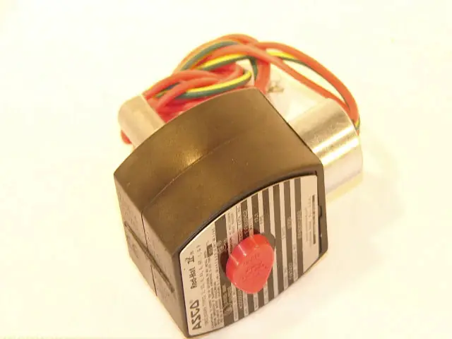 SK0246374-US20260702-105043-0 ASCO EF8003G2 2W Pull-Type Xproof Solenoid Valve - Image 1