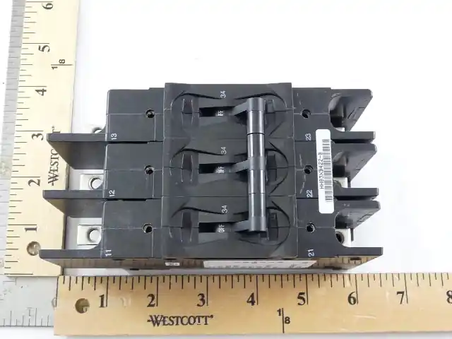 SK0247025-US20260702-105043-0 Carrier HH83XB422 Circuit Breaker 40A 600V - Image 1