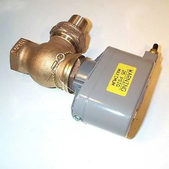 Johnson Controls V-3800-651 3/4 Inch N/O Union Angle Valve