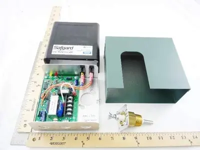 SK0248964-US20260702-105043-0 Raypak 006202F Low Water Cut Off California Code Compliant - Image 1