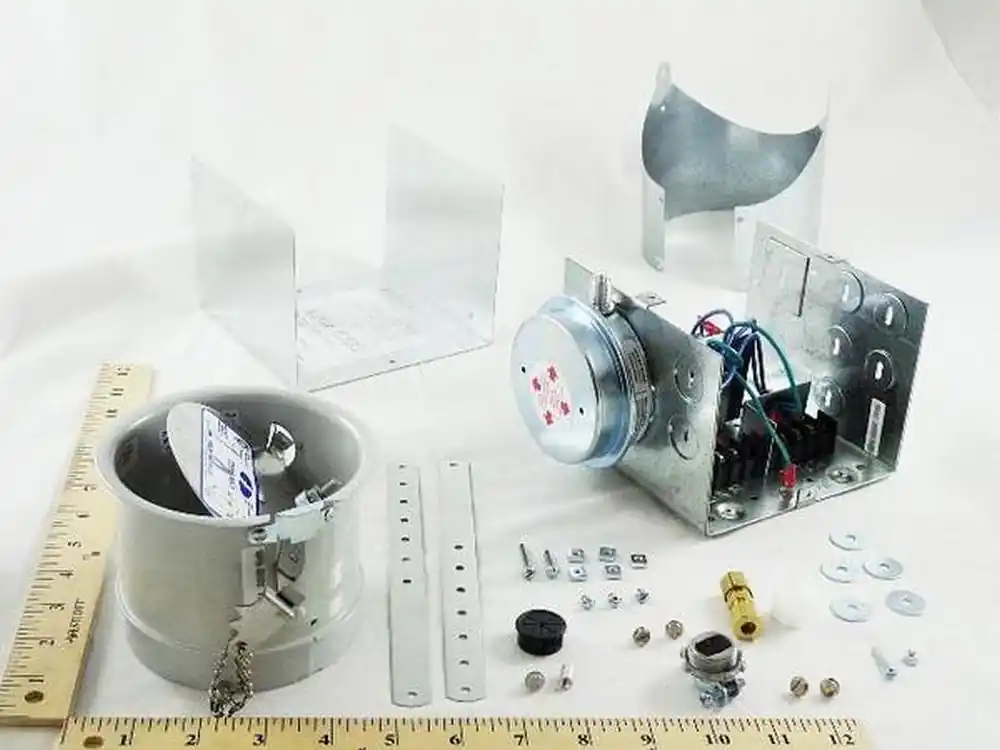 SK0249835-US20260702-105043-0 Field Controls 46139943 Control Kit with Adjustable Post Purge & Draft Control for SWG Power Venter 24 VAC - Image 1