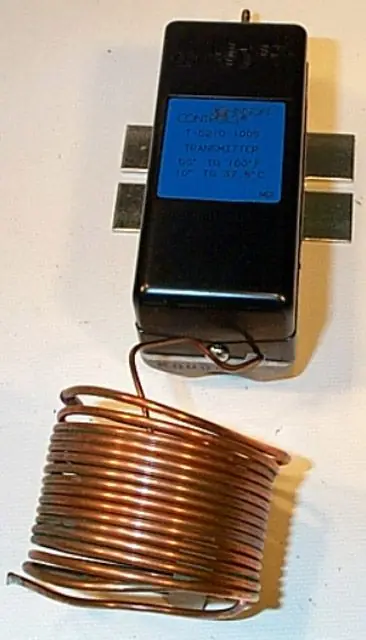 SK0249848-US20260702-105043-0 Johnson Controls T-5210-1007 Pneumatic Temperature Transmitter - Image 1