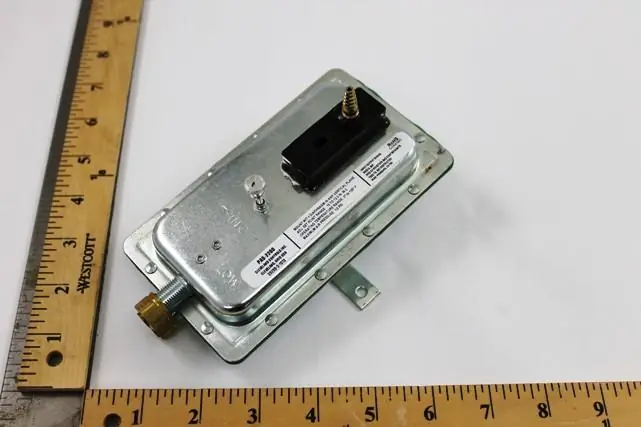 SK0255660-US20260702-105043-0 Cleveland Controls PAS-2200 Air Sensing Switch - Image 1