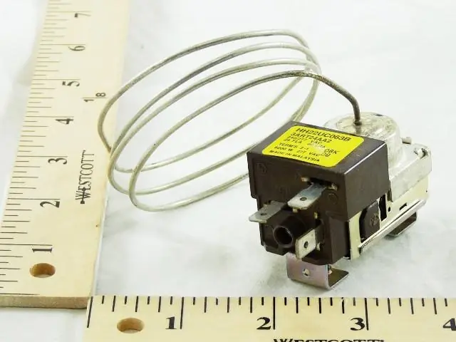 SK0256217-US20260702-105043-0 Carrier HH22UC063 - OutdoorThermostatOverrideSwitc - Image 1