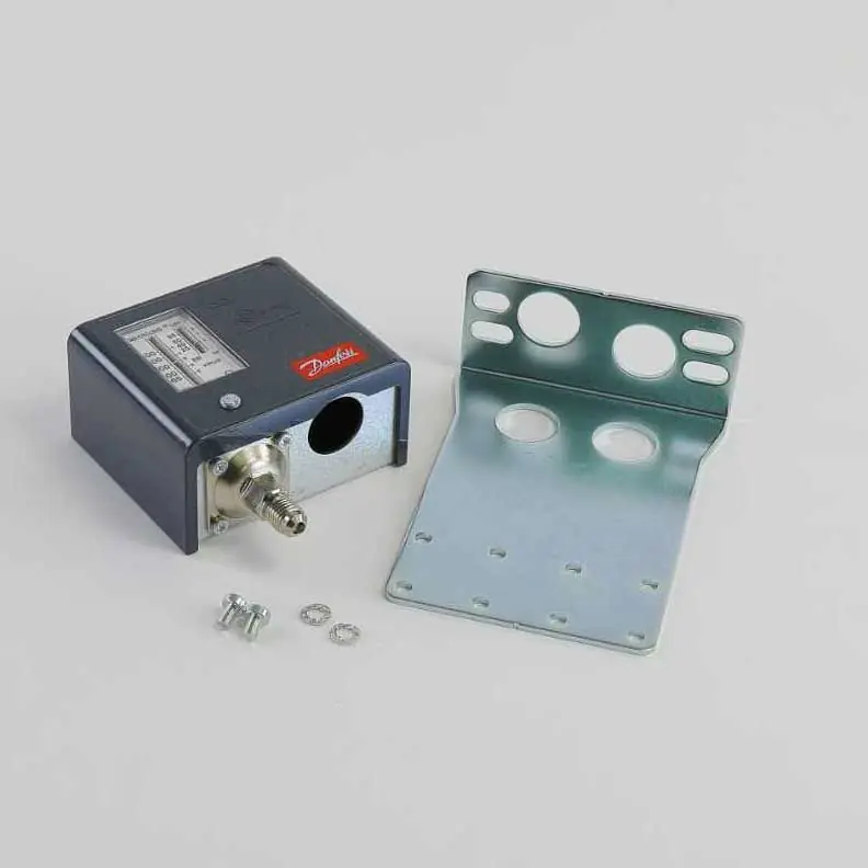 Danfoss 060-5241 Pressure Switch, SPST 1/4 Male Flare KPU5