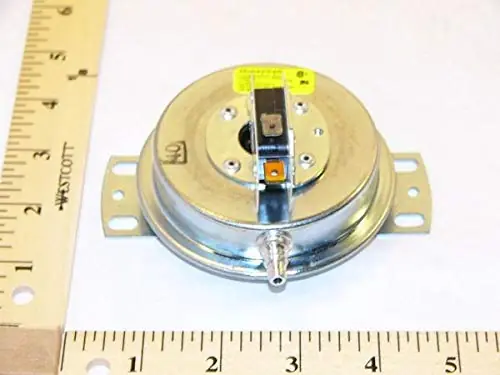 SK0257895-US20260702-105043-0 Heil Quaker 1071058 Vent Pressure Switch HVAC - Image 1