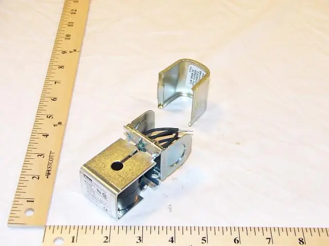SK0258349-US20260702-105043-0 Parker RK1U3 Solenoid Valve 208/240V 10W with Junction Box 6 Inch Leads - Image 1