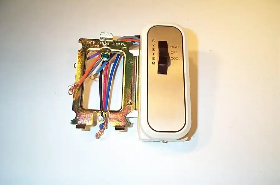 Johnson Controls S26AH-1 - HT-OFF-CL SYSTEM SW