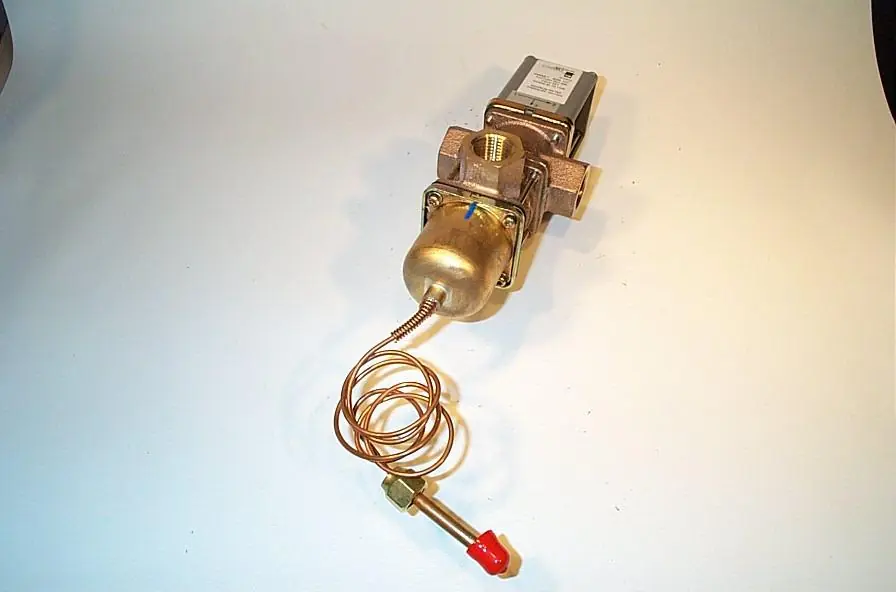 Johnson Controls V48AB-1 Valve 1/2-Way 85/110N., R-12, N.Reg Vl