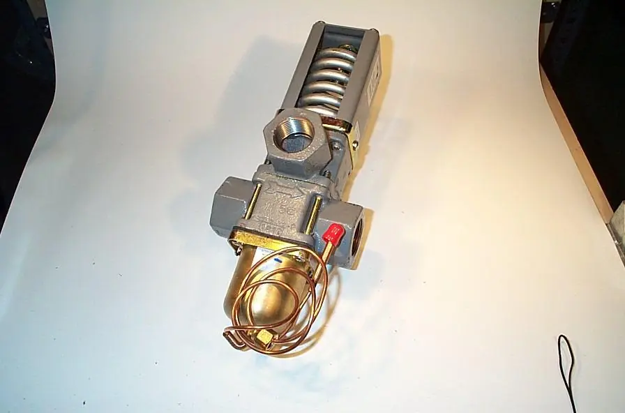 Johnson Controls V48AE-1 - 1.25"3wayR-12,85/110#,REG.VLV.