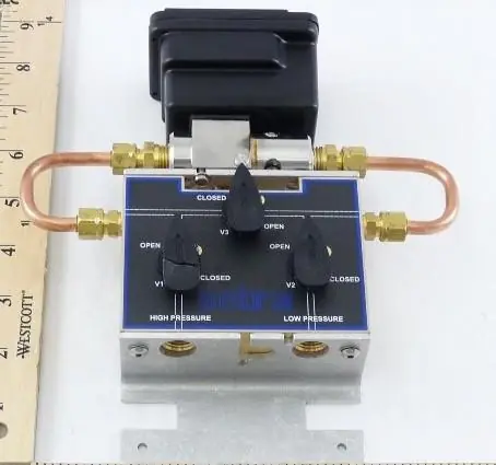 SK0259513-US20260702-105043-0 Johnson Controls DPT2301-025D-V Transducer Wet N.Trans 0-25N. 4-20Ma 3V - Image 1