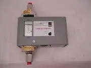 Johnson Controls P28AN-27 - 8/70#,AMMONIA CTRL.