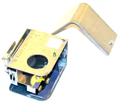 Johnson Controls P10BJ-1 - SPDT 3/20# LOW PRESSURE SWITCH