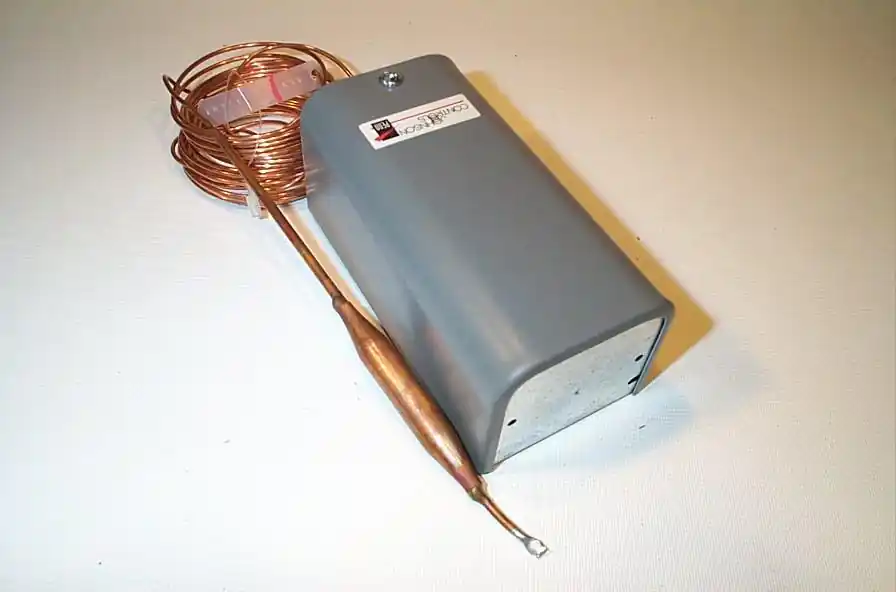 Johnson Controls A19AAF-47 - 25/225 F 1 DIFF. 3.5+/-2 FIXED