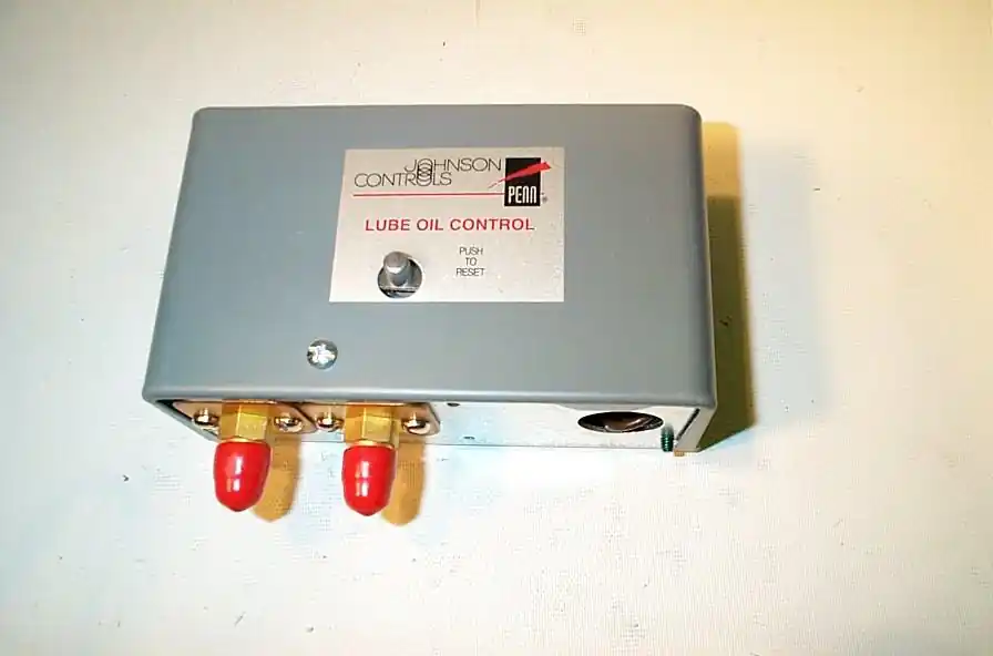 Johnson Controls P45NCB-9 - 7/60# M/R 120s LineVolt CutOut