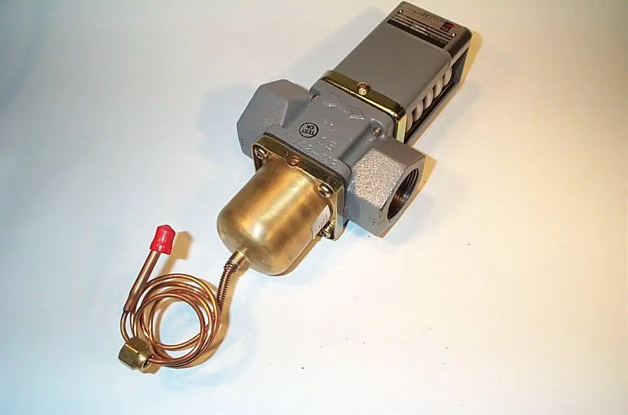 SK0259845-US20260702-105043-0 Johnson Controls V46NE-1 - 1 1/4"REV.ACT.WTR#REG.90/280# - Image 1