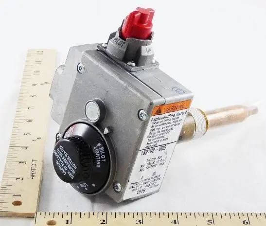 Lochinvar & A.O. Smith 100109372 - 24v 10" wc LP 1/2" Gas Valve
