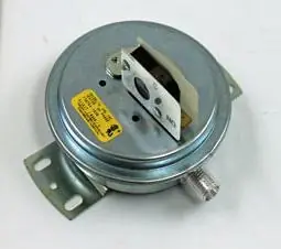 SK0260993-US20260702-105043-0 Lochinvar & A.O. Smith 100166057 - Pressure Switch - Image 1
