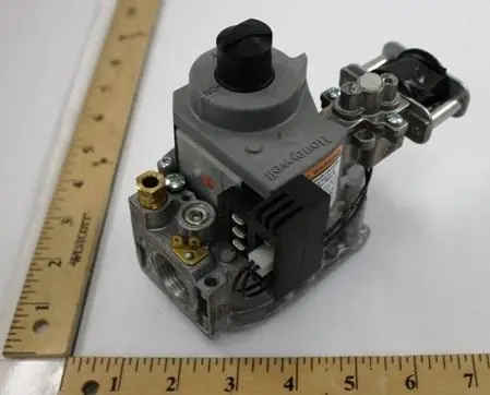 Lochinvar & A.O. Smith 100277952 - GAS VALVE 2 STAGE SLOW OPEN LP