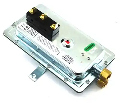 Lochinvar & A.O. Smith 100208390 - PRESSURE SWITCH