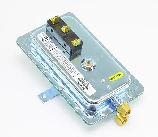 Lochinvar & A.O. Smith 100277772 - SWITCH AIR PRESSURE F9 HI ALT