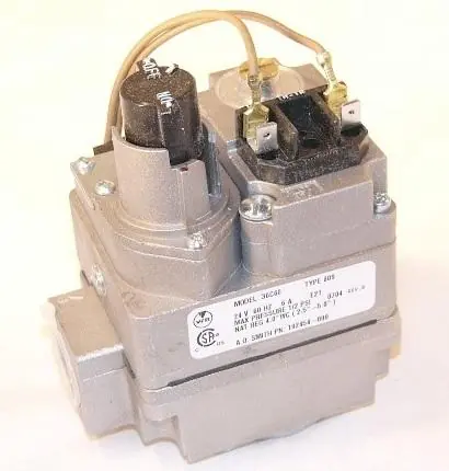 Lochinvar & A.O. Smith 100109897 - GAS CONTROL VALVE,NATURAL for Professional Installation