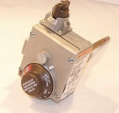 Lochinvar & A.O. Smith 100110706 - 4"wc Nat Gas Thermostat Valve for Reliable Performance