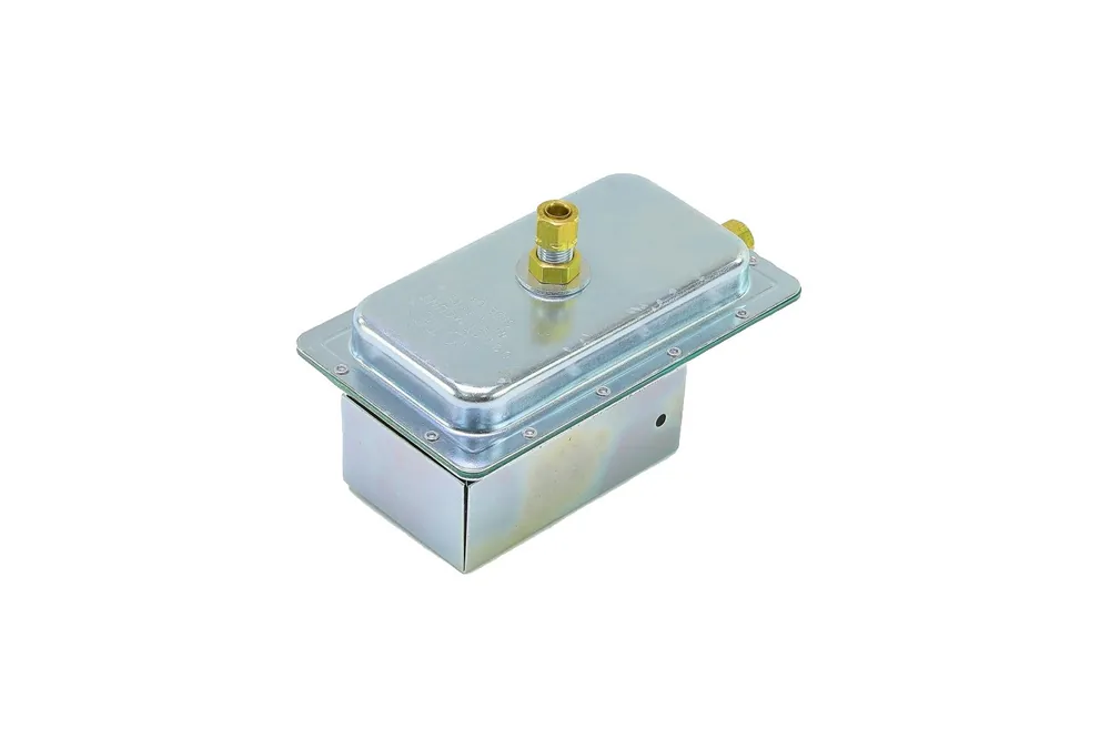 Cleveland Controls AFS-240 - .05/12"wcSPDT AirSw 1/4" BTM