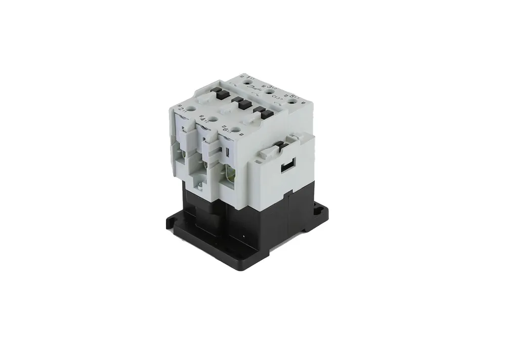 SK0262373-US20260702-105043-0 Danfoss 037H006123 - CI32 110/120V CONTACTOR 63A 3P - Image 1