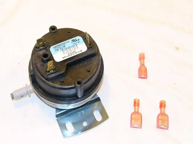 SK0262529-US20260702-105043-0 Reznor 193813 Pressure Switch Kit - Image 1